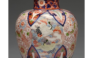 An Imari vase, 19th / 20th c, enamelled with cranes and othe...
