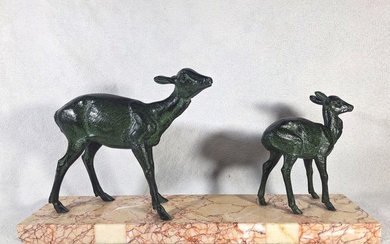 Art-Déco du XXème siècle - Sculpture, Biche et faon - 23 cm - Marble, Patinated bronze