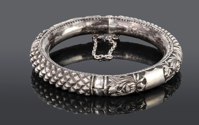 Bracelet (1) - Silver - Export silver bracelet 33,2 grams - China - Early 20th century
