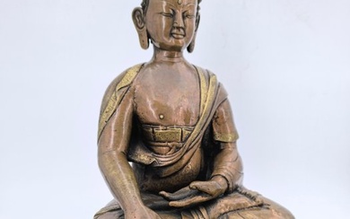 Buddha Shakyamuni - Bronze, Copper - Nepal - 20th century