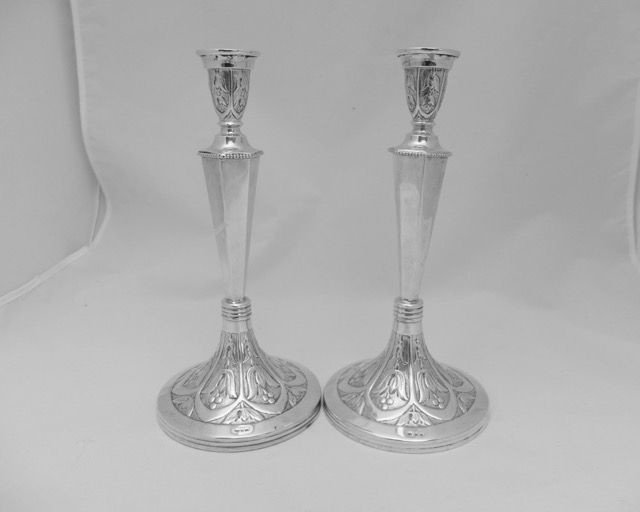 Candlestick, Pair of solid silver high candlesticks (2) - .800 silver - Austria - First half 20th century
