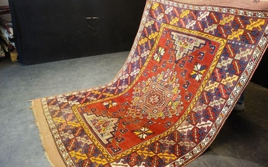 Carpet, Antique bergama - carpet - 236 cm - 169 cm - Wool on Wool - Late 19th century