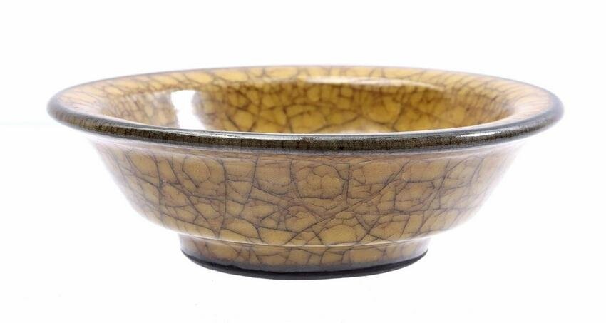 Celadon bowl in Song style with yellow crackled decor