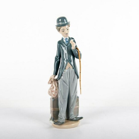 Charlie The Tramp 1005233 - Lladro Porcelain Figurine