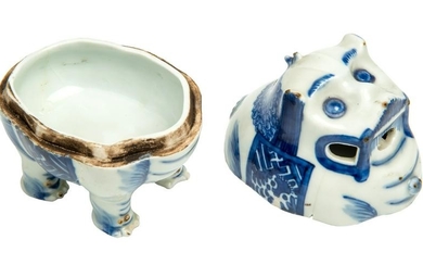Chinese Blue and White Dog-shape Sugar Bowl.