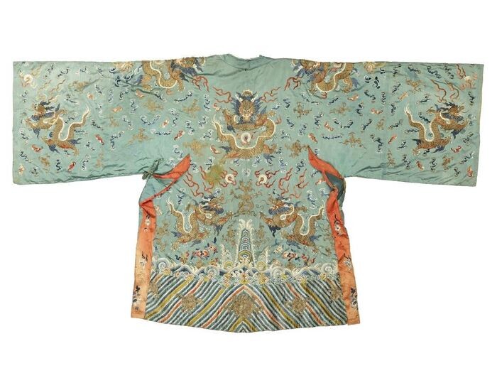 Chinese robe 'jifu' - Linen, Silk - A JIFU DRAGON ROBE of 192 years old - China - Daoguang (1821-1850)