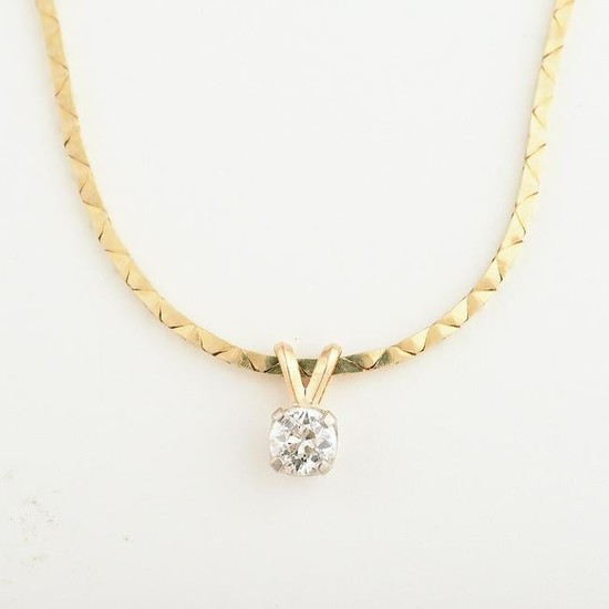 Diamond, 14k Yellow Gold Pendant Necklace.