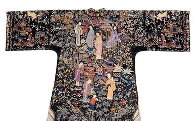 Early 20th c. Chinese Embroidered Silk Robe