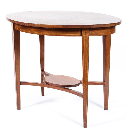 Edwardian mahogany oval centre table in the Georgian style