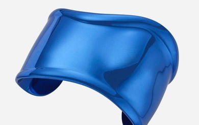 Elsa Peretti for Tiffany & Co., Blue bone cuff