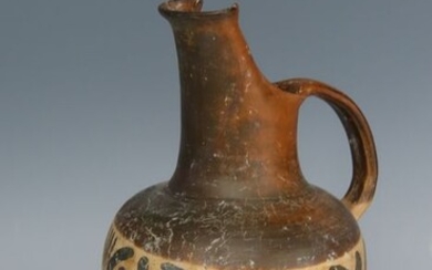 Etruscan Pottery black-figured beak-spouted oinochoe, circa 500 BC. Very large. 28 cm H.