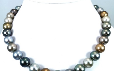 Exceptional Rainbow RD Ø 11x13,3 mm - 18 kt. Bicolour, Tahitian pearls, White gold, Yellow gold - Necklace