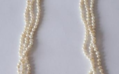 Fine Chinese Pearl & Jade Necklace