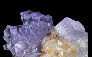 Fluorite Crystals on matrix - Height: 10 cm - Width: 9 cm- 531 g
