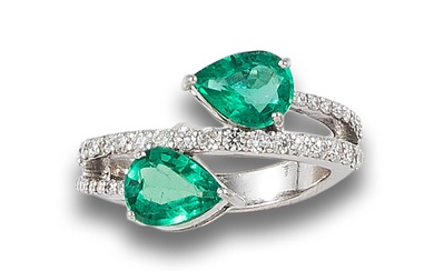 GOLD RING WITH EMERALDS AND DIAMONDS