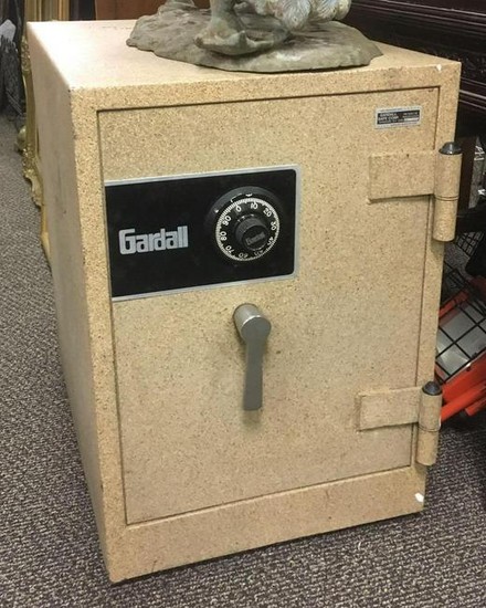 Gardell Floor Mounted Fire Insulated Safe