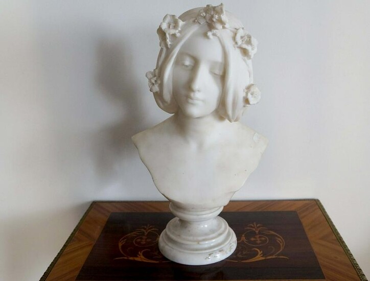Italian marble bust of a woman
