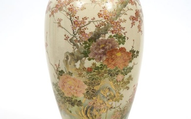 Japanese Satsuma Pottery Floral Motif Vase