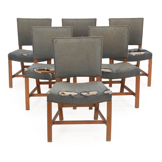 Kaare Klint: “Red Chair”. Set of six chairs of beech. Seat and back upholstered with nail fitted blue wool. Made by Rud. Rasmussen Cabinetmaker's, 1940s. (6)
