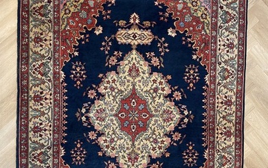 Kirman - Carpet - 246 cm - 172 cm