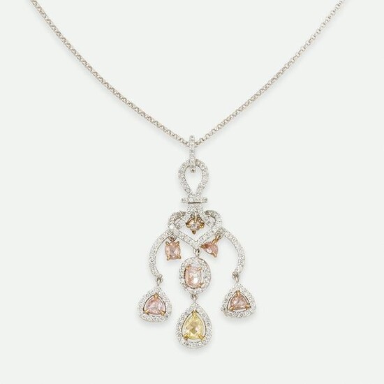 La Reina, Colored diamond and gold pendant necklace