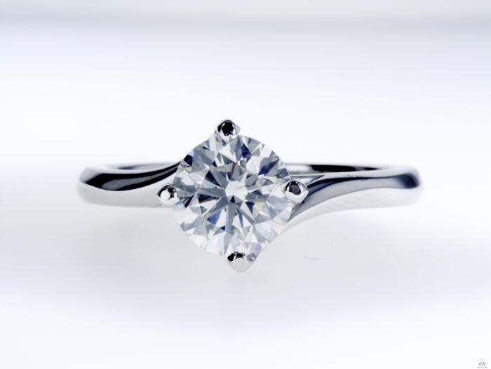 Lilo Diamonds - 18 kt. White gold - Ring - 1.70 ct - Diamond