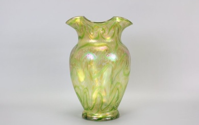 Loetz - Franz Hofstötter - Vase - Phänomen - Glass