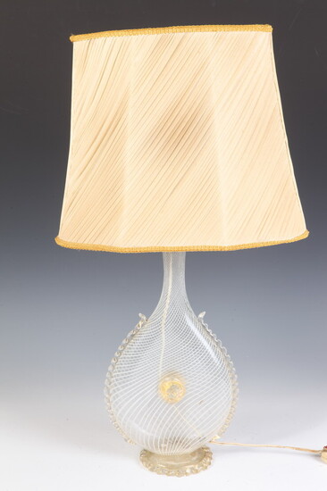 MID-CENTURY MURANO SWIRLED COLORLESS GLASS DROP-FORM TABLE LAMP. Baluster form...