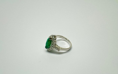 Marconi Geneve - Ring - Marquise White gold Emerald - Diamond