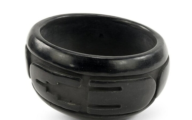 Mida Tafoya (B. 1931) A Blackware Pottery Bowl.