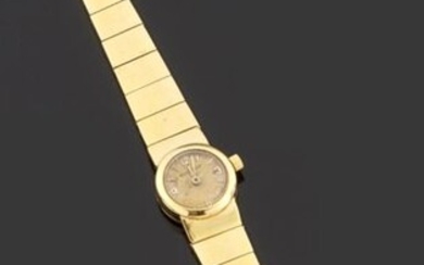 Montre bracelet de dame en or jaune 750 millièmes,... - Lot 59 - Pescheteau-Badin