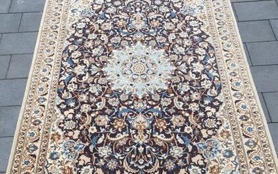 Nain - Carpet - 200 cm - 133 cm