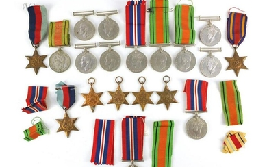 Nineteen British military World War II medals including
