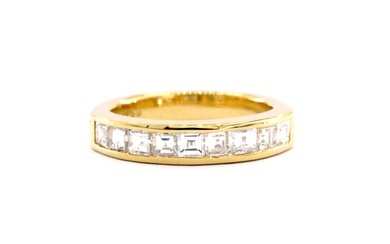 ''No Reserve Price'' - 18 kt. Yellow gold - Ring - 0.65 ct - Diamonds, with HRD Report