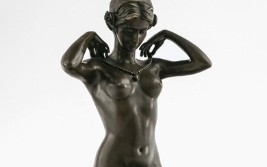 Nu féminin agenouillé - Fonte postérieure d'après Paul Ponsard (1882 Le Raincy-1915 Boureuilles) Bronze, patine...