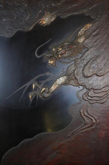 Panel (1) - Lacquer, Mother of pearl, Wood - Fearsome dragon among clouds, marked - Japan - Meiji period (1868-1912)