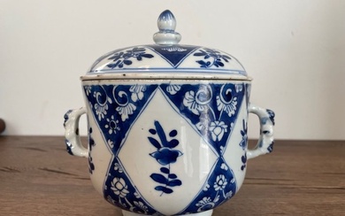 Pot - Porcelain