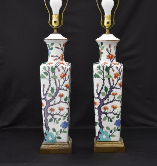 (Pr) CHINESE PORCELAIN LAMPS WITH FLOWERS