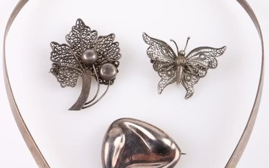 STERLING SILVER FILIGREE BROOCHES & NECKLACE