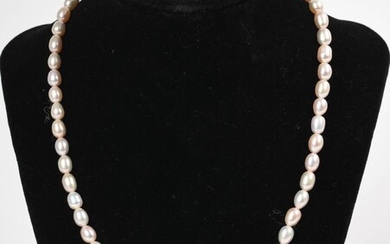 Small Freshwater Pearl Necklace.