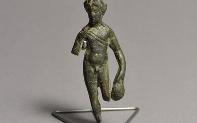 Statuette d'Apollon Romaine, IIe siècle après J.-C. Bronze, H = 5,2 cm (2 pouces) Provenance...