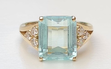 Stunning Aquamarine diamond ring - 14 kt. White gold - Ring - 6.00 ct Aquamarine - 0.60 ct DiamondsD / VVS