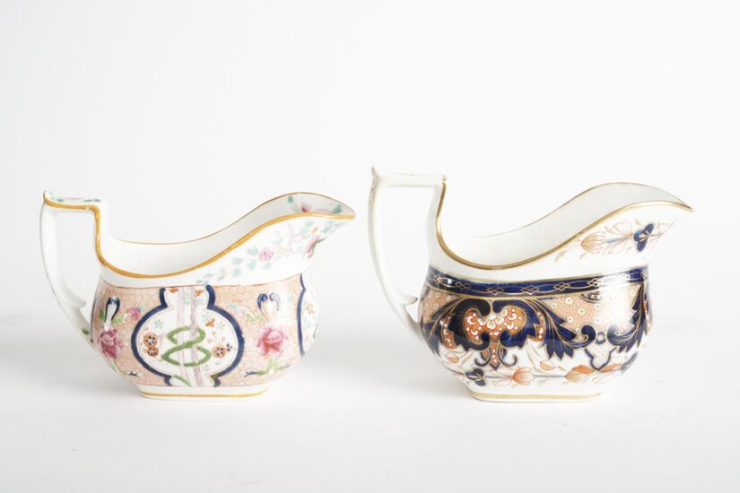 TWO EARLY 19TH CENTURY ENGLISH SAUCE BOATS INCLUDING J & W RIDGEWAY C.1815 AND IMARI PATTERN, LEONARD JOEL LOCAL DELIVERY SIZE: SMALL