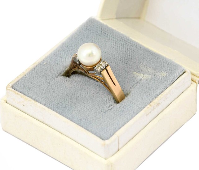 A cultured pearl and diamond ring, the cultured pearl...