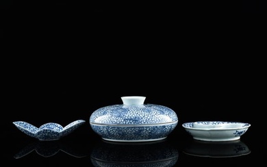 Three blue and white porcelains, early 19th century