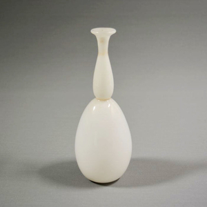Tommaso Buzzi - Venini - Vase - Milk glass and gold leaf