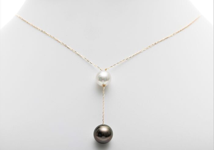 United Pearl - 10x13mm Tahitian and White South Sea Pearls - 18 kt. Yellow gold - Necklace