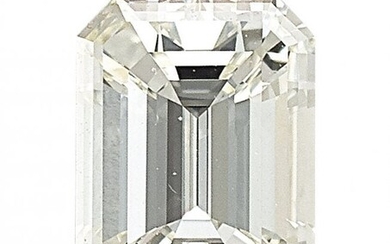 Unmounted Diamond Diamond: Emerald-cut weighing 1.00