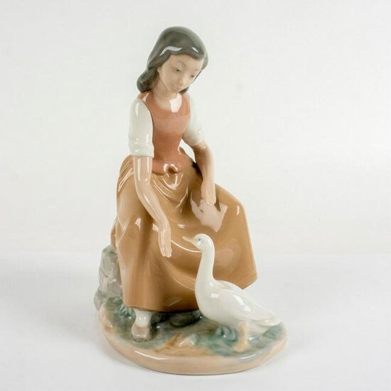 Vintage Nao By Lladro Figurine, Girl Feeding Duck 2000744