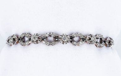 Vintage bracelet with fine openwork links, articulated, in a...